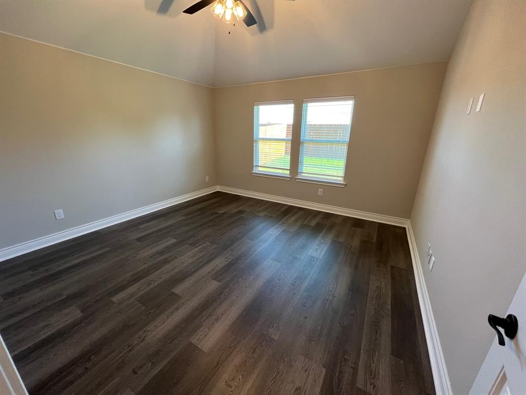 Stonewood Estates Phase 4 - Residential Lease