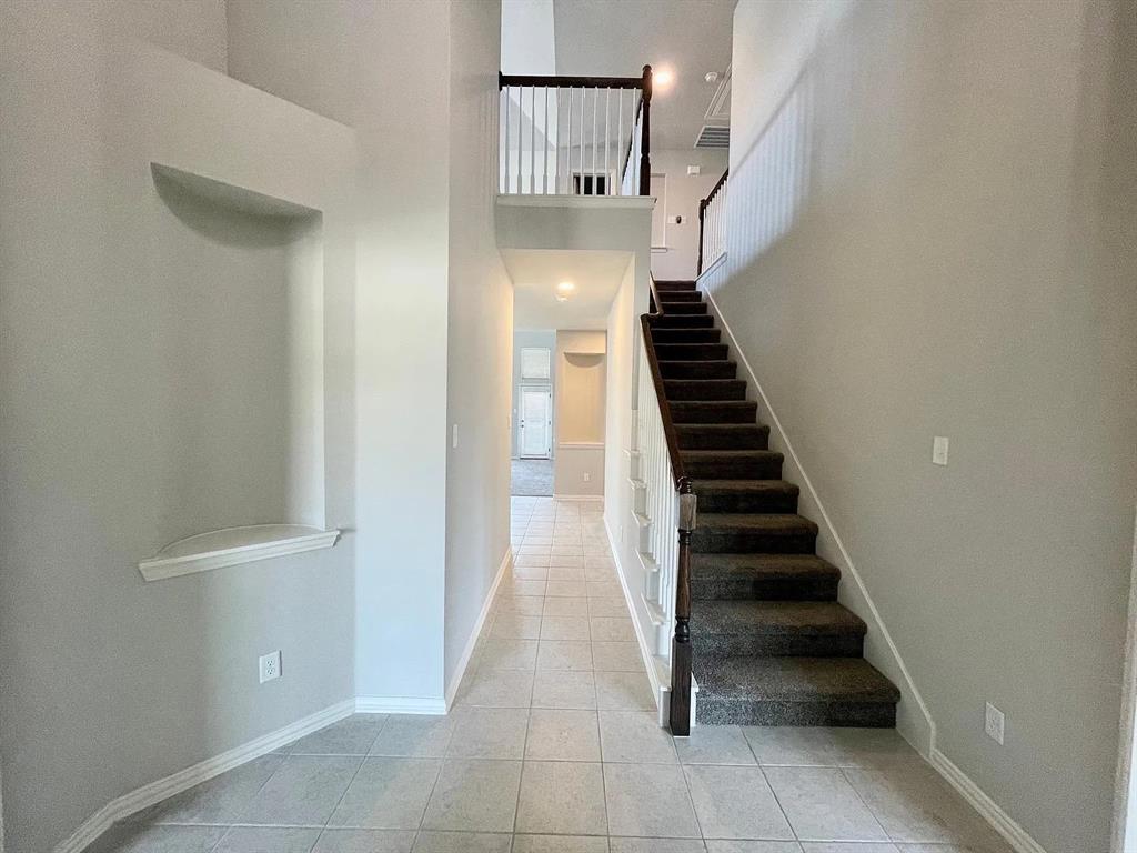 Prominence Square Ph Iia - Residential Lease