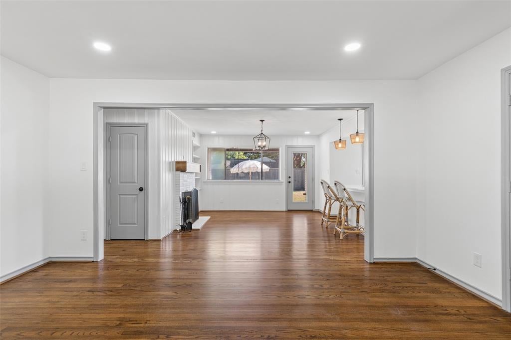 6404 E Lovers Lane