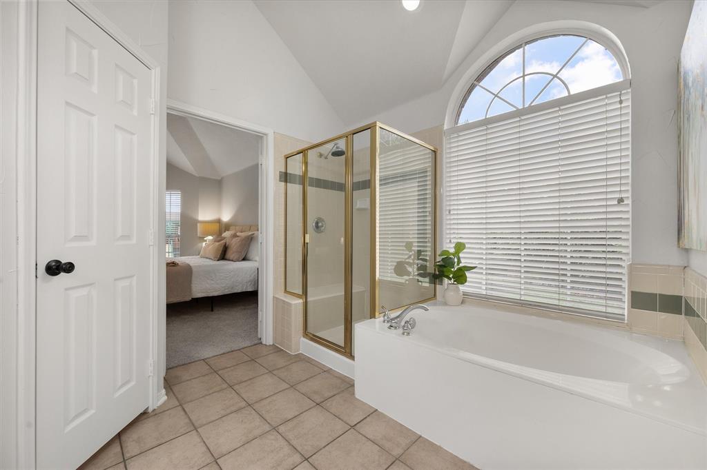 Lakeside At Trophy Club - Residential