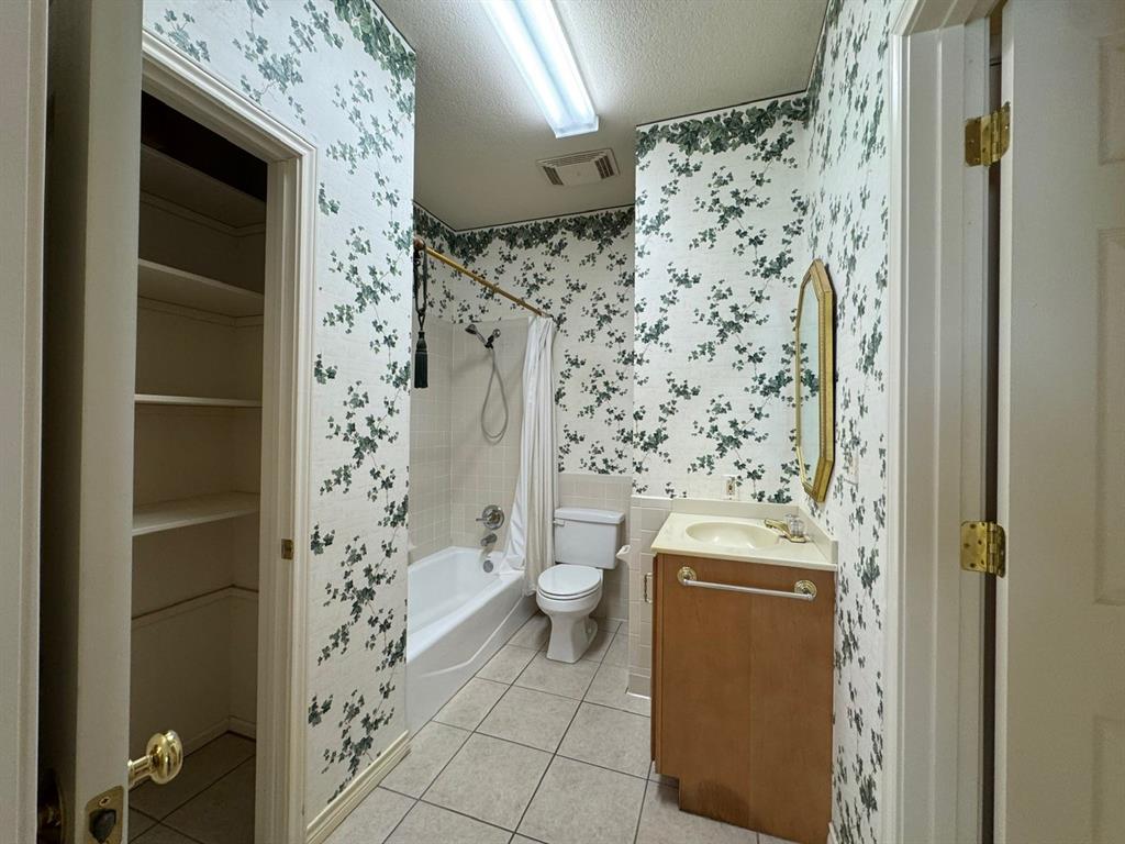 Woodhaven Circle - Residential