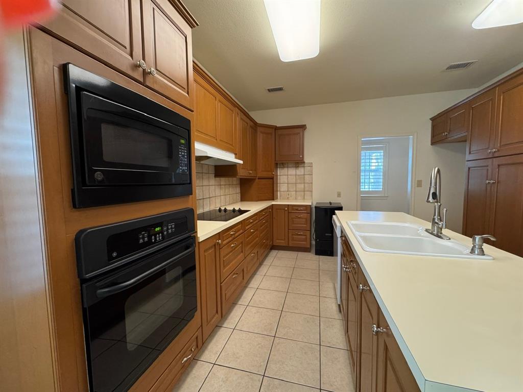 Woodhaven Circle - Residential