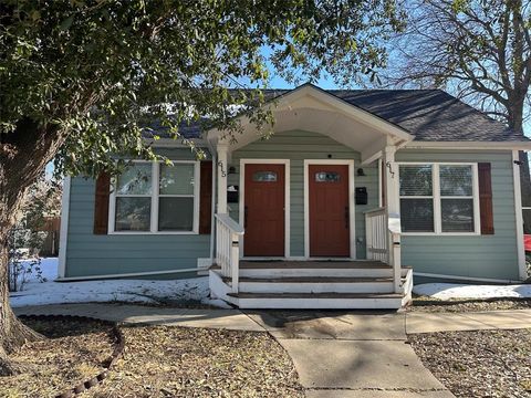 Photo of 615 S Elm Street, Sherman, TX 75090 (MLS # 21168264)
