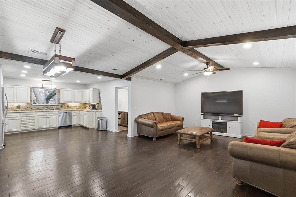 Rolling Hills - Residential