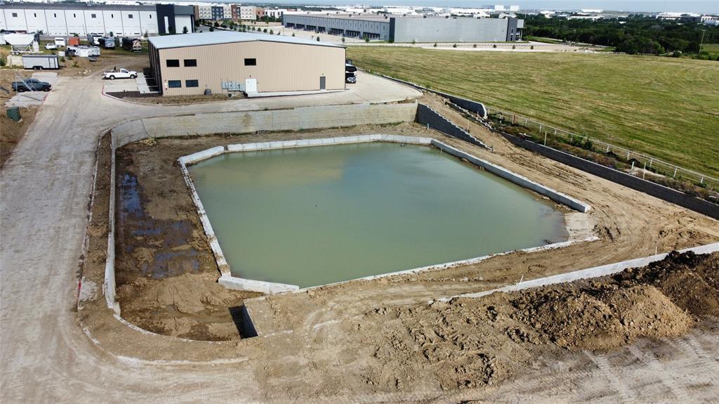 Stanford Sons Addition - Commercial Lease