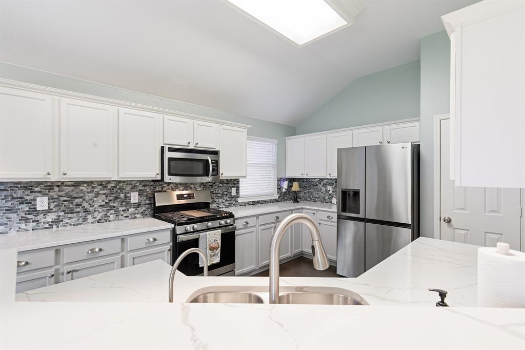 Meadow Oaks Ph II - Residential