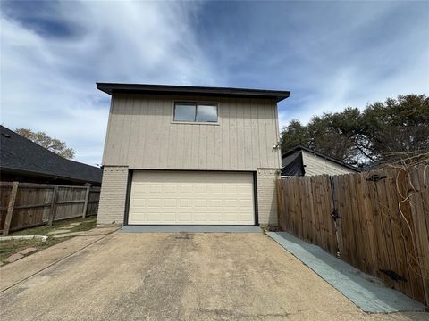 Tiny photo for 10108 Laingtree Drive, Dallas, TX 75243 (MLS # 21210187)