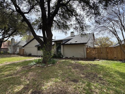 Tiny photo for 10108 Laingtree Drive, Dallas, TX 75243 (MLS # 21210187)