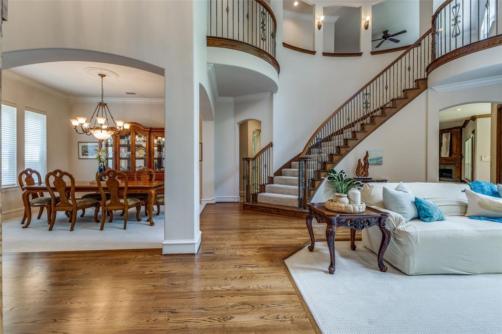 305 Black Walnut Drive