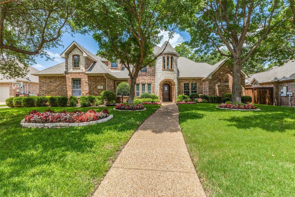 305 Black Walnut Drive