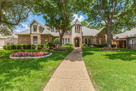 305 Black Walnut Drive Garland TX 75044