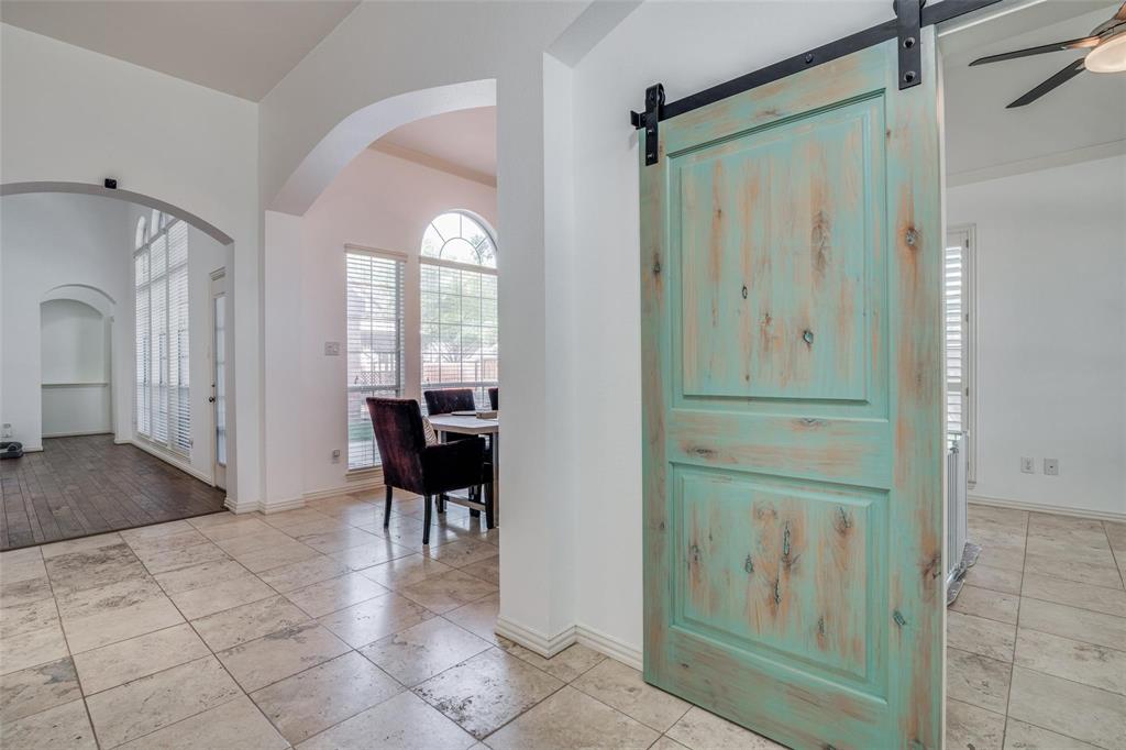 3764 Lakeway Court