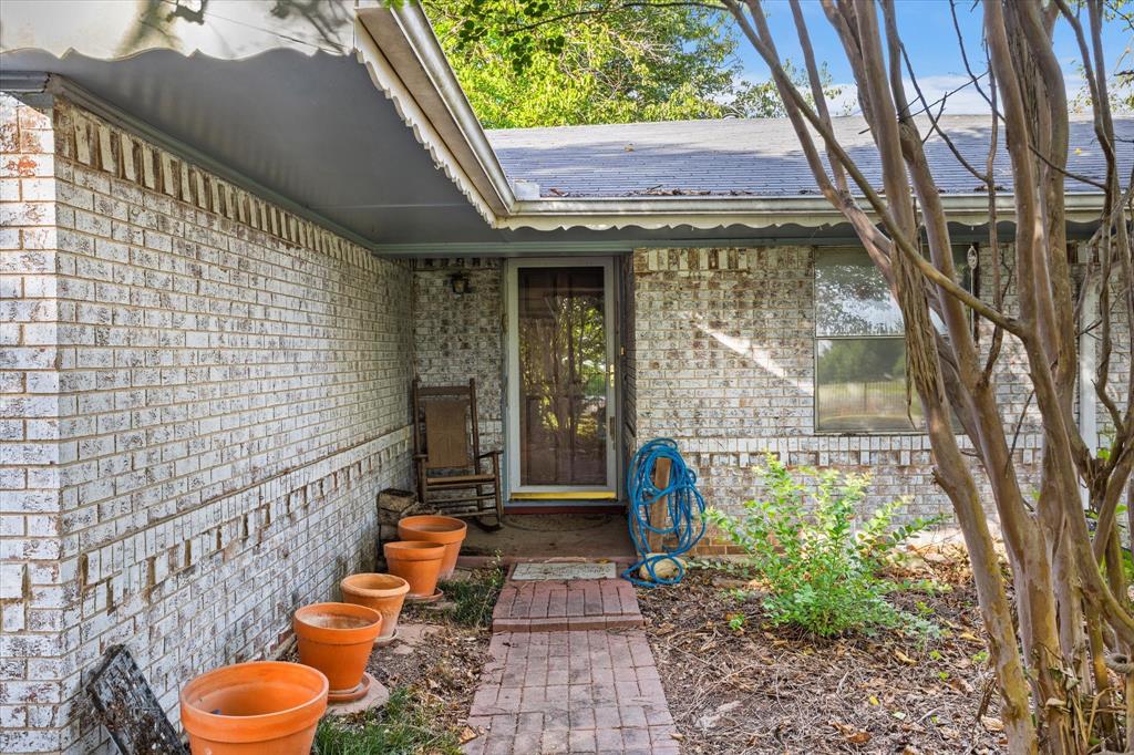 945 Batchler Road