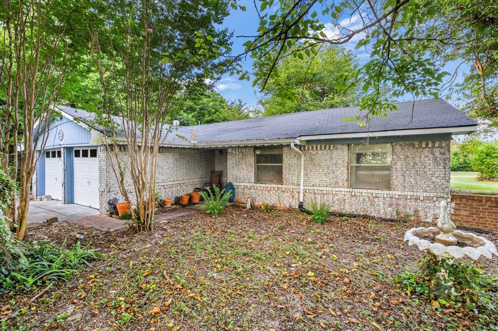 945 Batchler Road