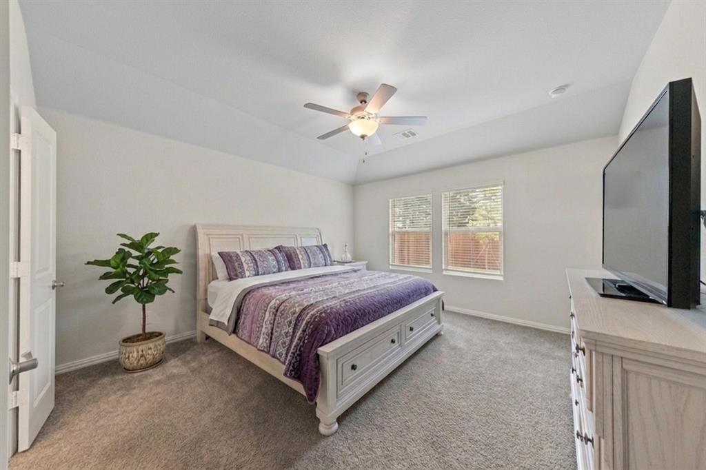 Lakehaven - Residential