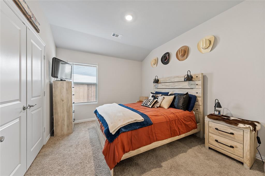 Lakehaven - Residential