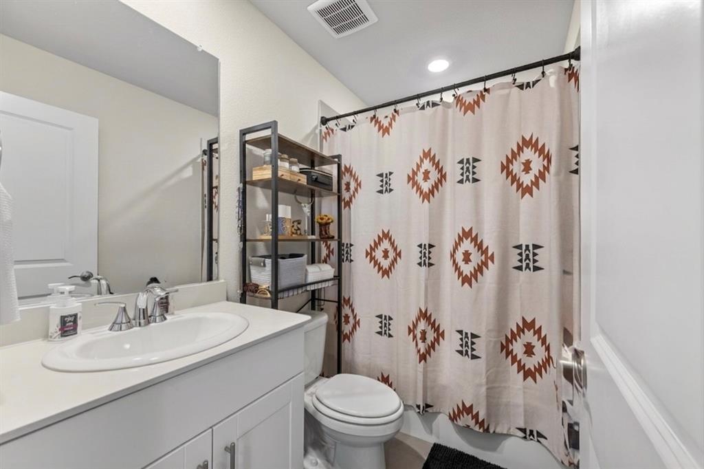 Lakehaven - Residential