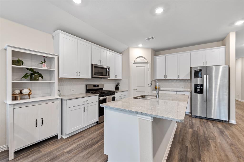 Lakehaven - Residential