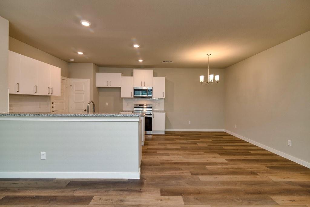 HERITAGE HILLS ESTS PH 1 - Residential Lease