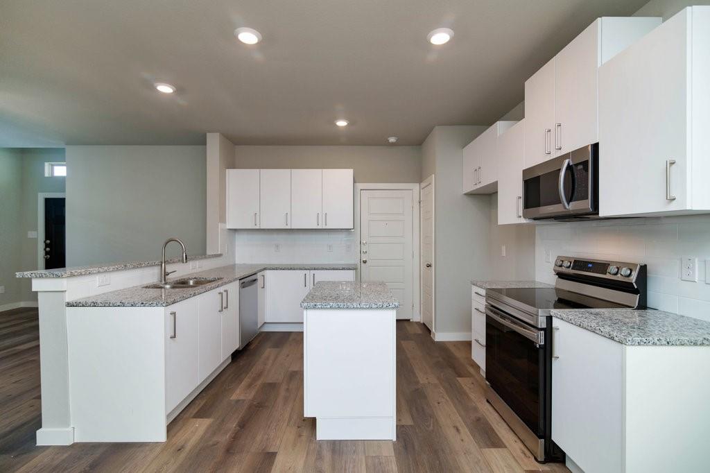 HERITAGE HILLS ESTS PH 1 - Residential Lease