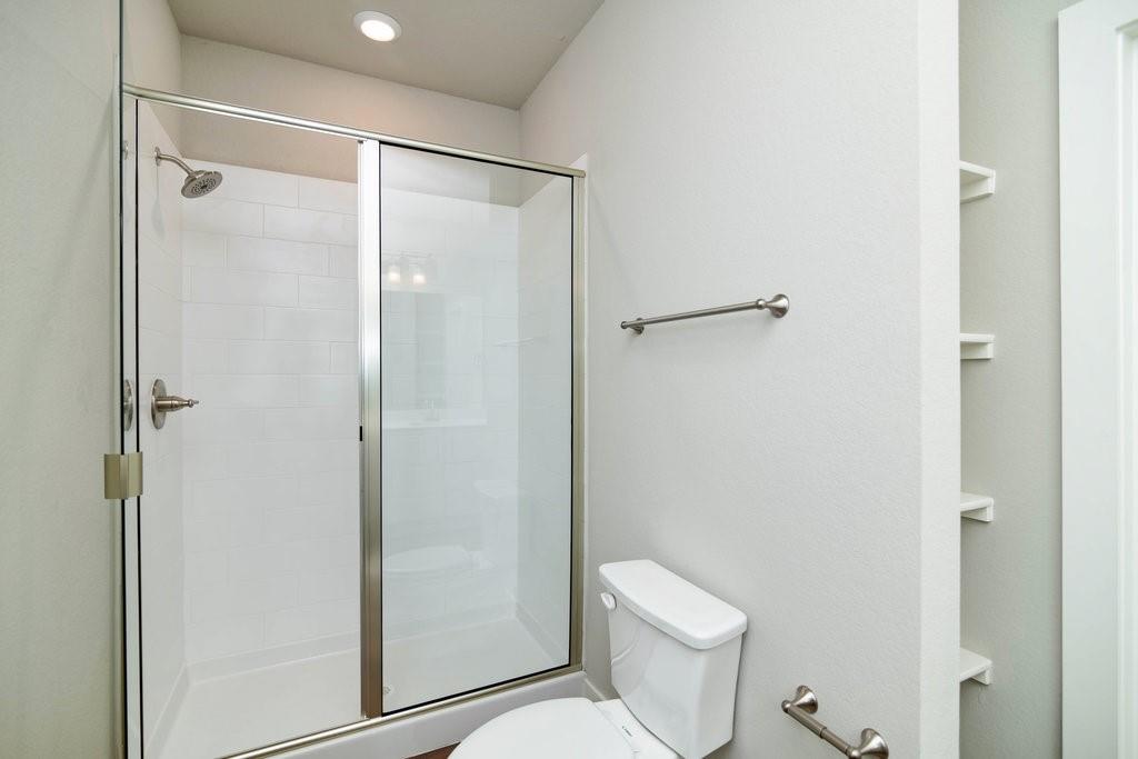 HERITAGE HILLS ESTS PH 1 - Residential Lease