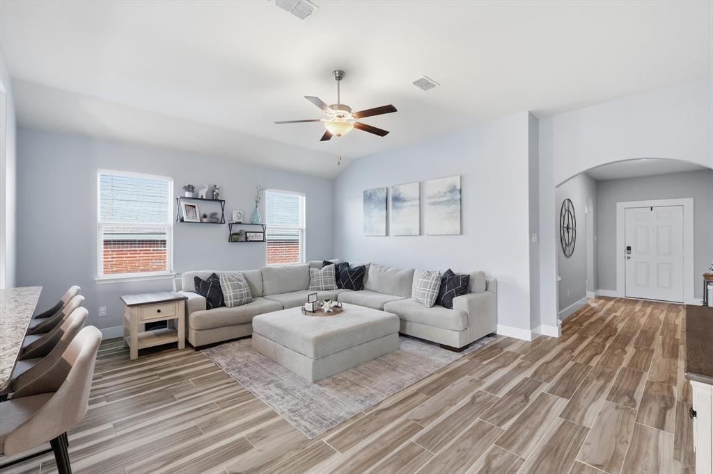 Chisholm Spgs Ph2 - Residential