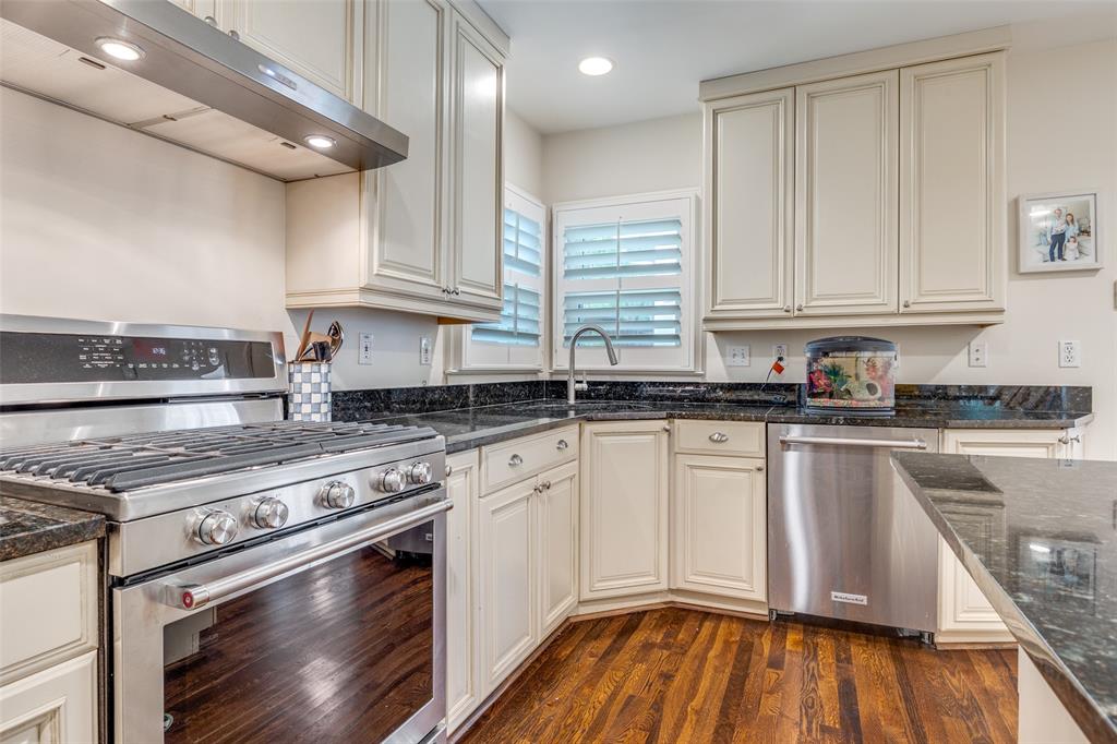 Linwood Place - Residential