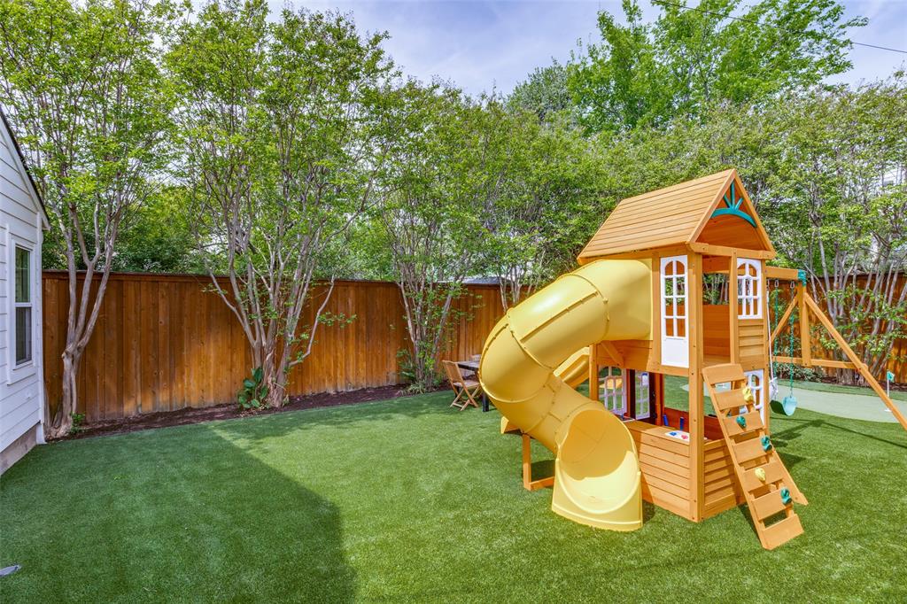 Linwood Place - Residential