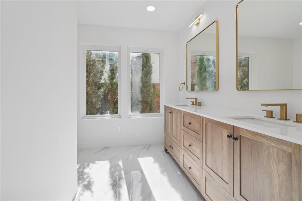 Prestonwood - Residential