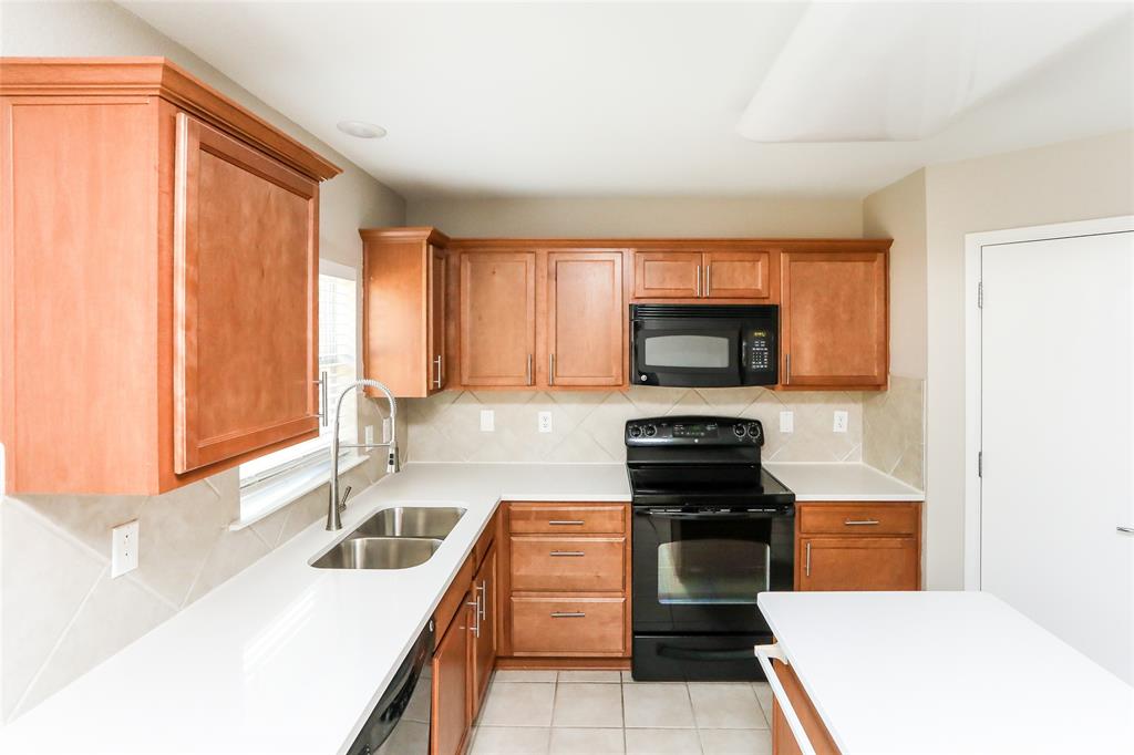 Heritage Lakes Ph 03 - Residential Lease