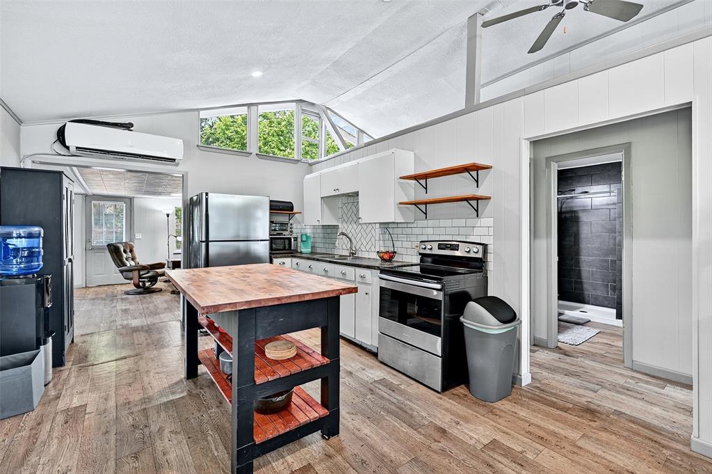 Sherwood Shores - Residential