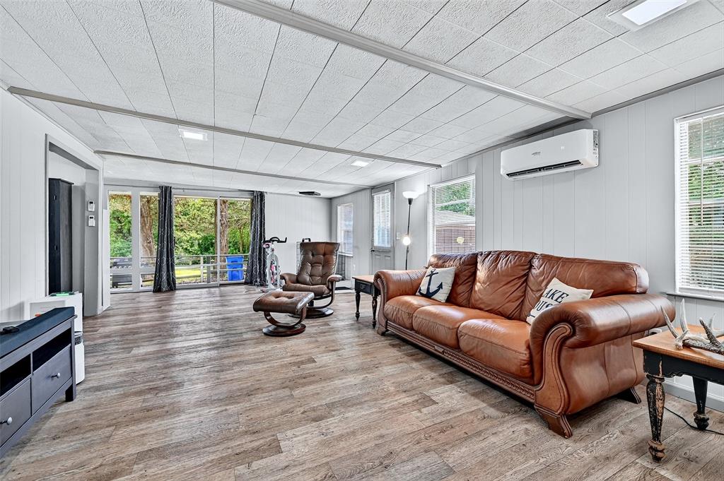 Sherwood Shores - Residential