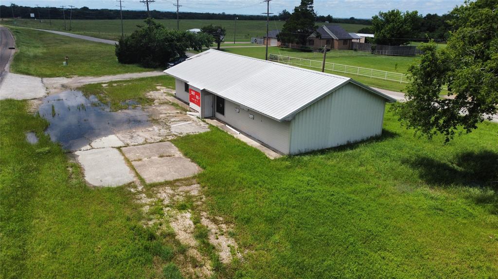 1824 W HWY 84