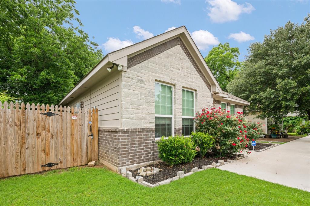 148 Peacock Street
