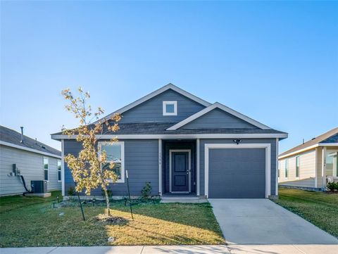 Photo of 1506 Highbridge Bvld Blvd, Crandall, TX 75114 (MLS # 21094192)