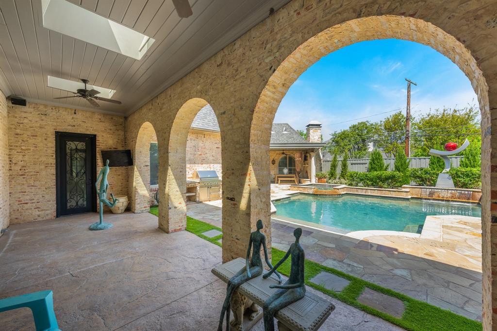 CrestManor Estate - Residential