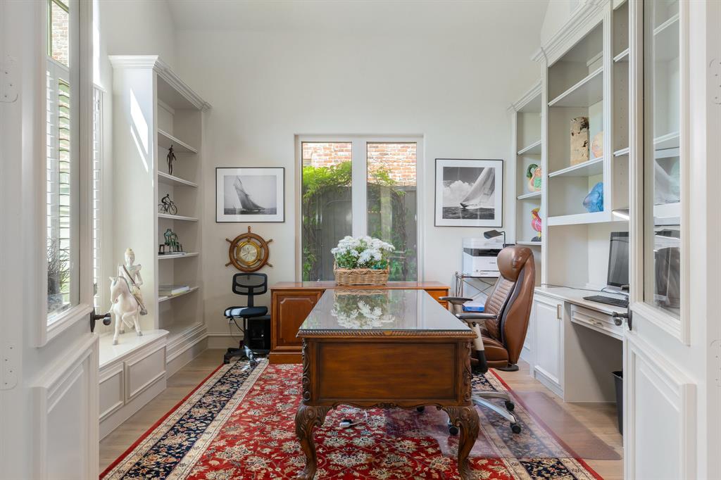 CrestManor Estate - Residential