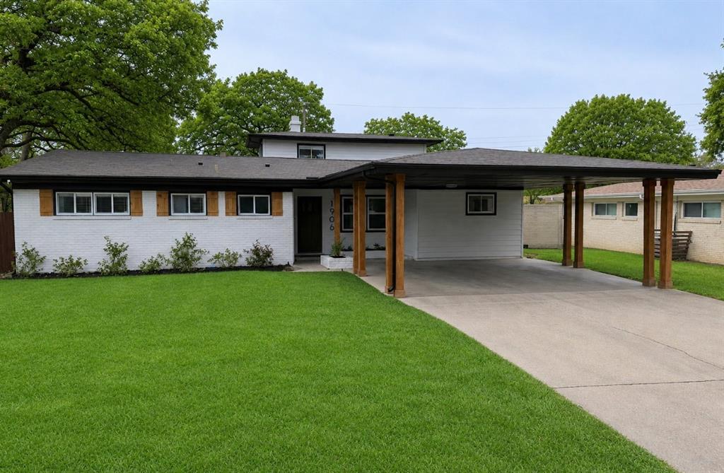 1906 Colony Drive