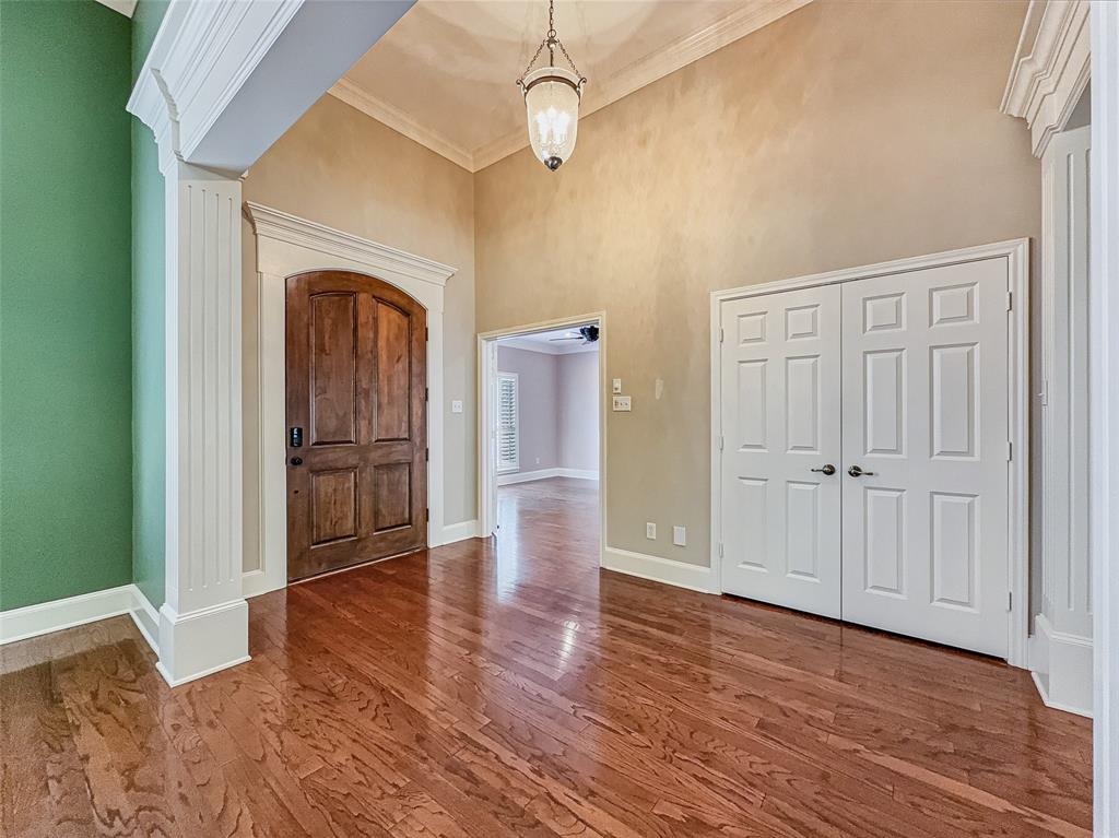 2215 Firestone Circle