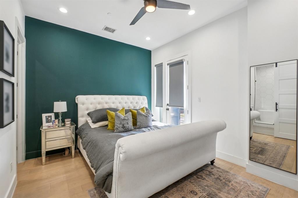 Henderson Condo - Residential