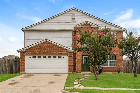 Photo of 407 Harvard Drive, Glenn Heights, TX 75154 (MLS # 21367358)