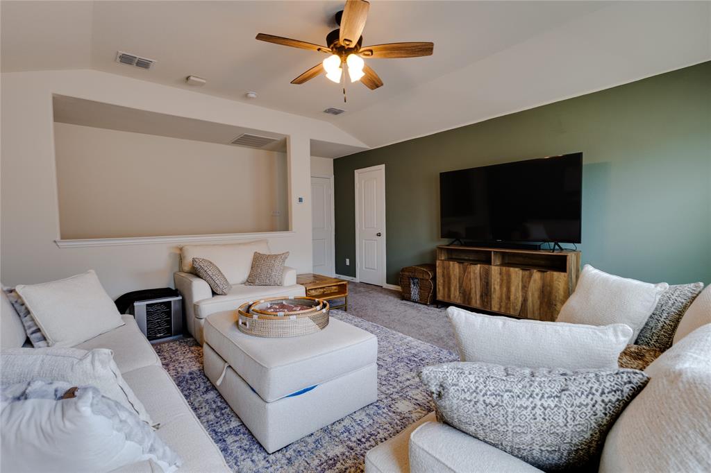 Primrose Xing Ph 4 - Residential