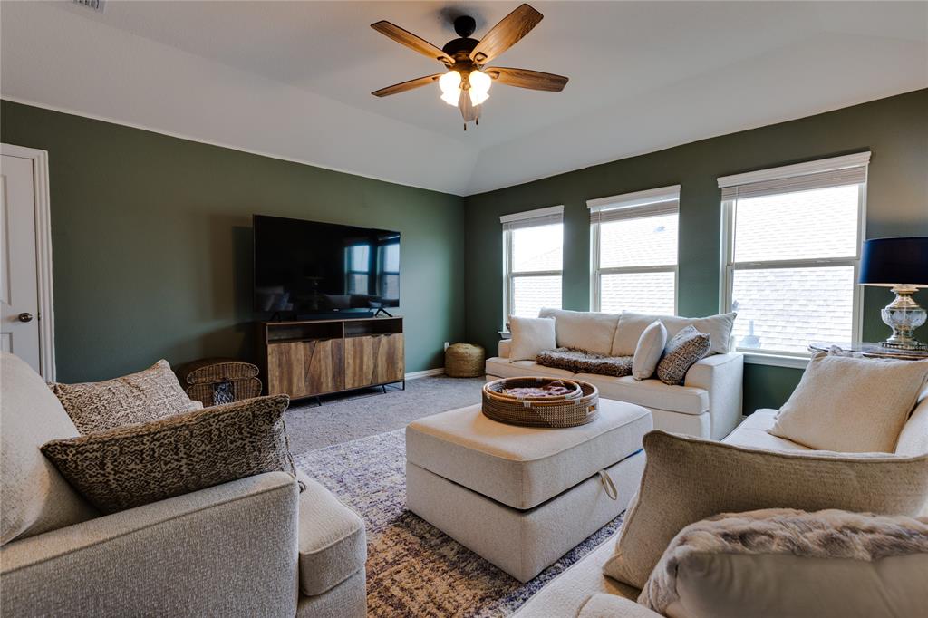 Primrose Xing Ph 4 - Residential