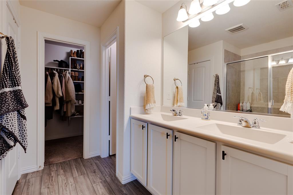 Primrose Xing Ph 4 - Residential