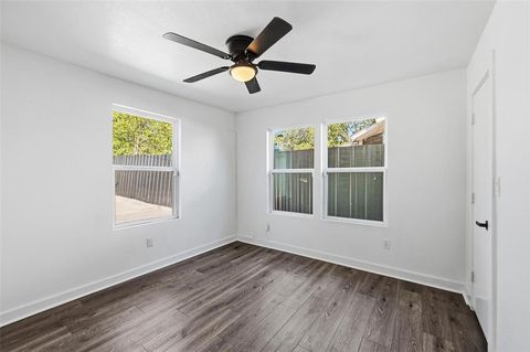 Tiny photo for 1205 E Harvey Avenue, Fort Worth, TX 76104 (MLS # 21096526)