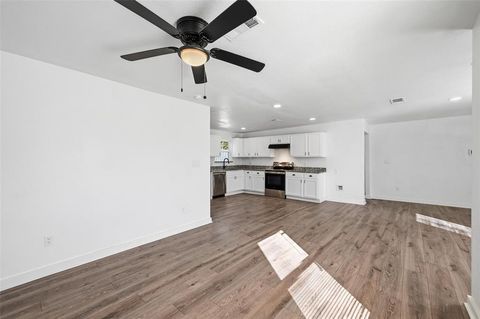 Tiny photo for 1205 E Harvey Avenue, Fort Worth, TX 76104 (MLS # 21096526)