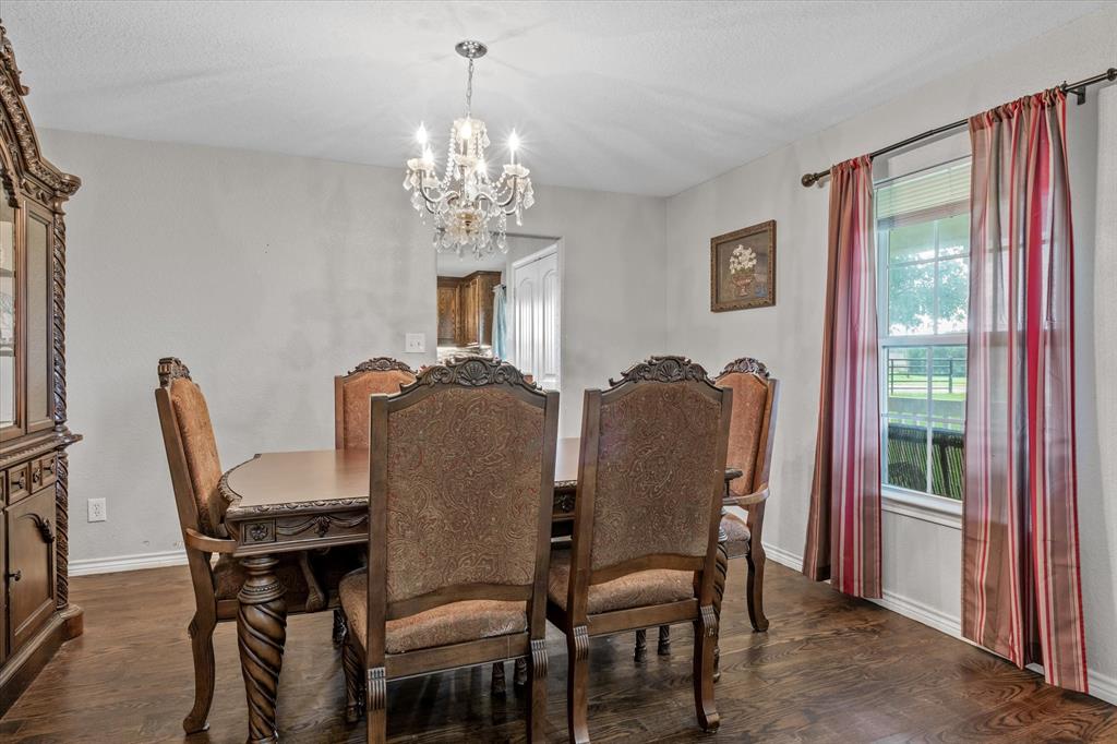 800 VZ County Road 2135