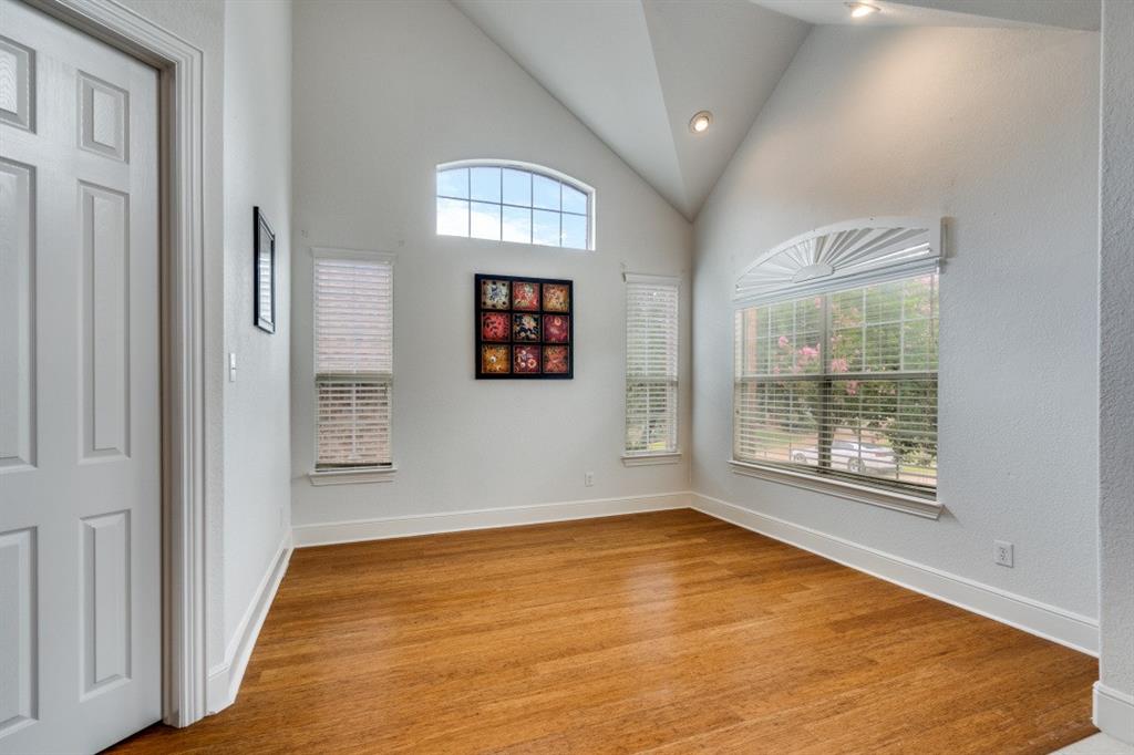 10327 Offshore Drive