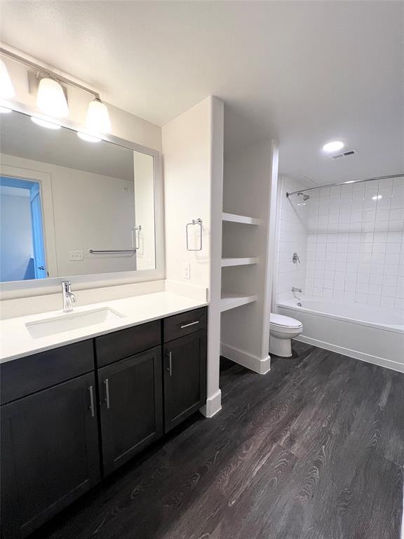 6080 Water Street 1354
