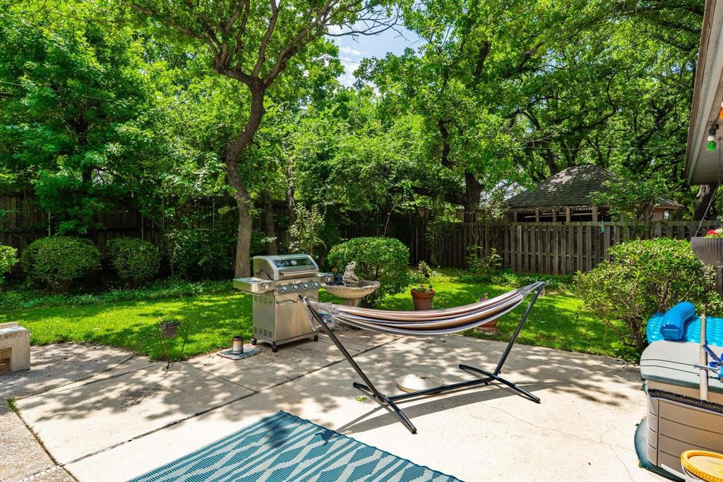 Oak Shadow Add - Residential